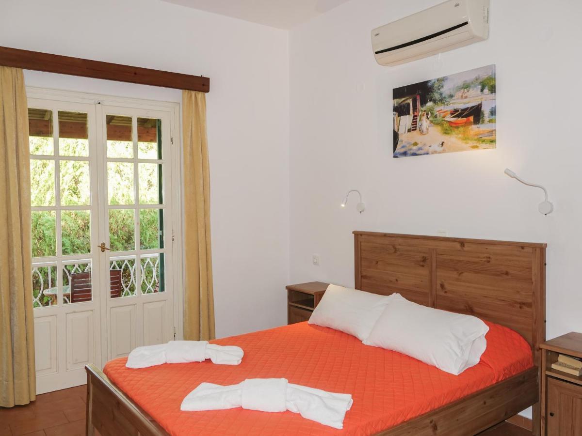 Villa Leda Karousades  Exterior photo